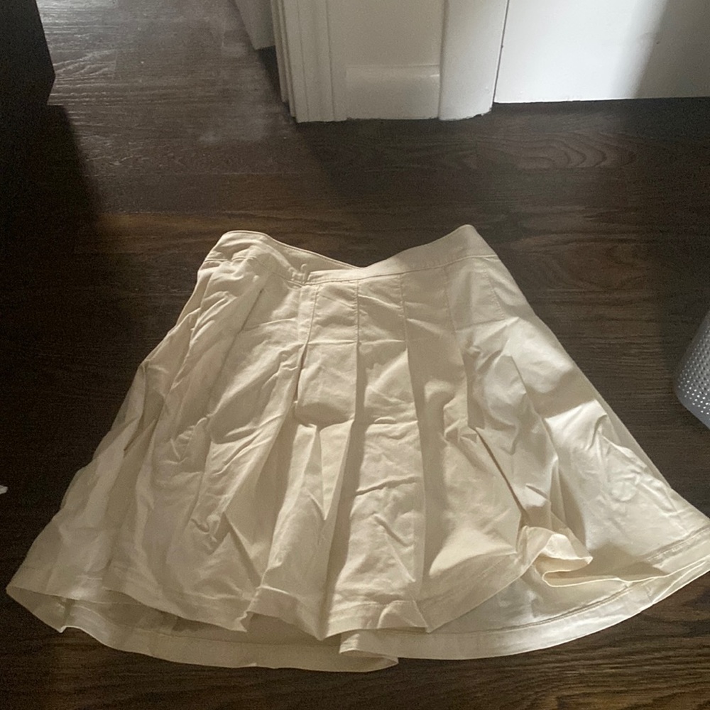 Cream tennis skirt - Picture 1 of 1